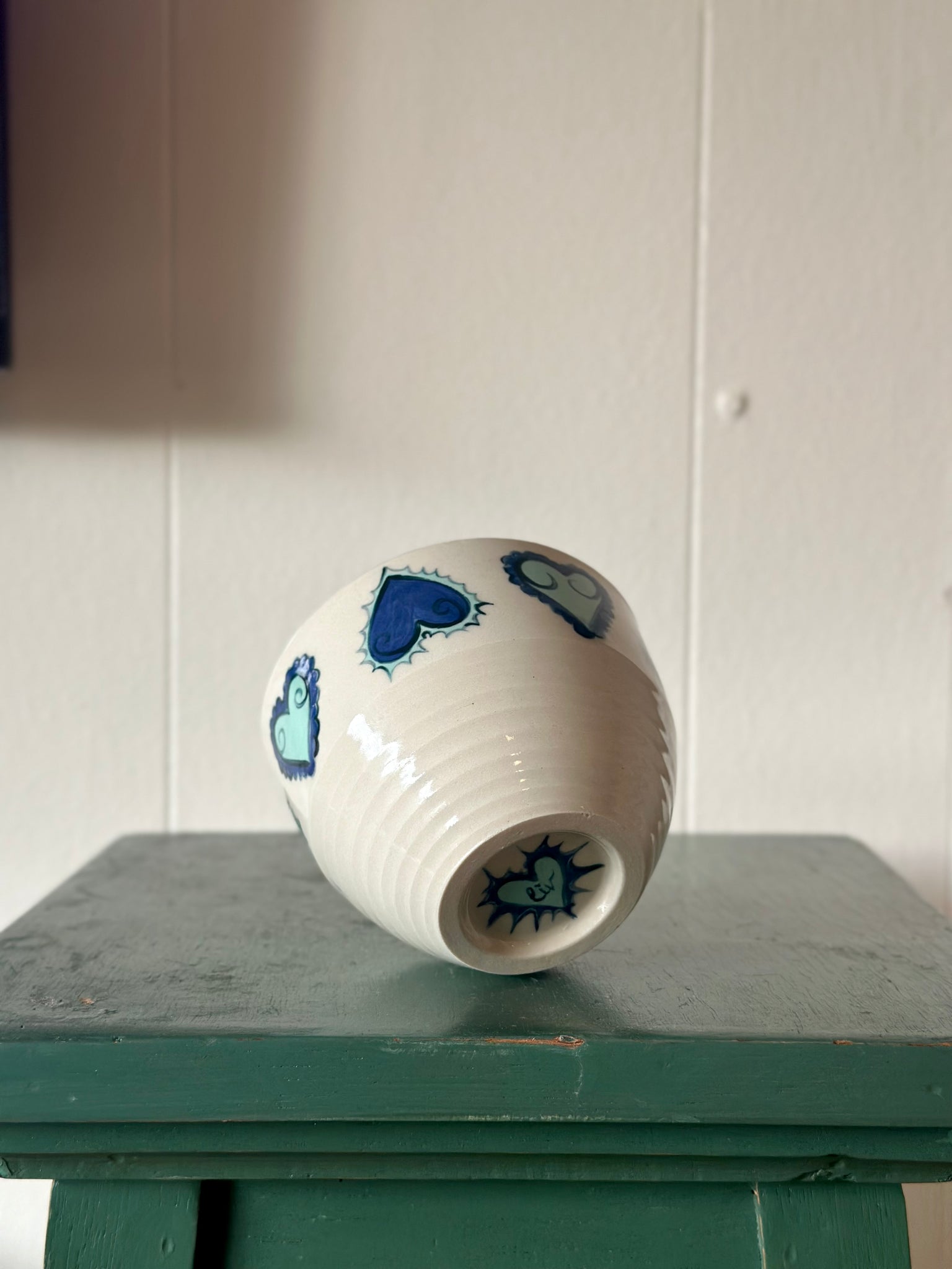 blue of hearts porcelain cup